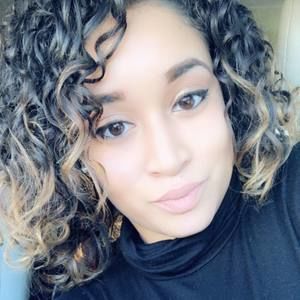 Meet your Posher, Jasmine